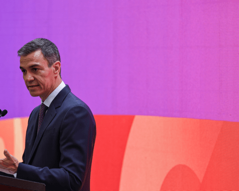 Pedro Sánchez haciendo un discurso